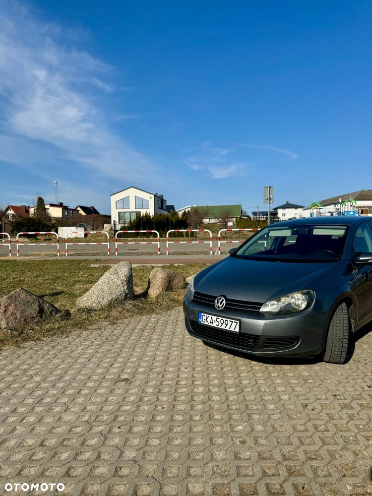 Volkswagen Golf 1.6 TDI BlueMot Comfortline - 2