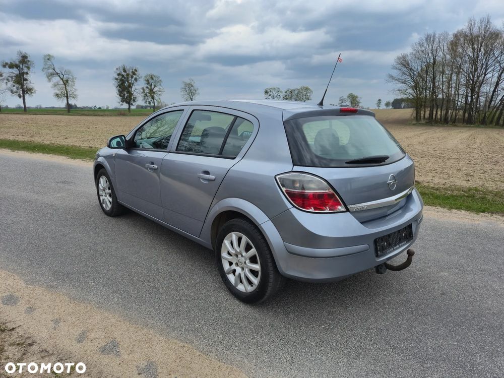 Opel Astra - 18