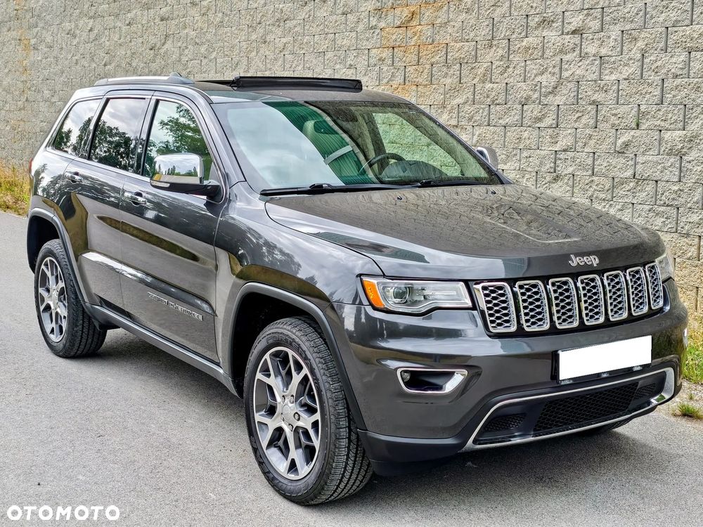 Jeep Grand Cherokee - 1