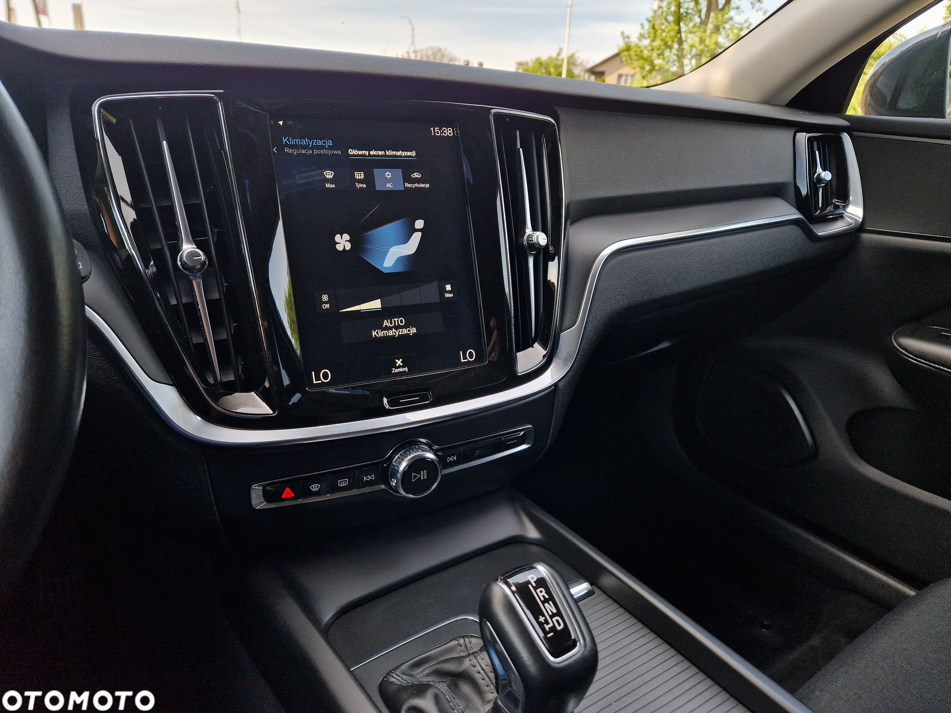 Volvo V60 B4 B Geartronic Momentum - 31