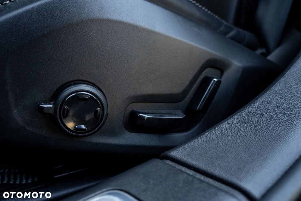 Volvo V90 T8 AWD Plug-In Hybrid Inscription - 17