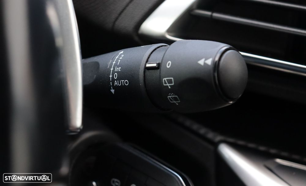 Peugeot 3008 PureTech 130 Stop & Start GPF EAT8 Active - 26