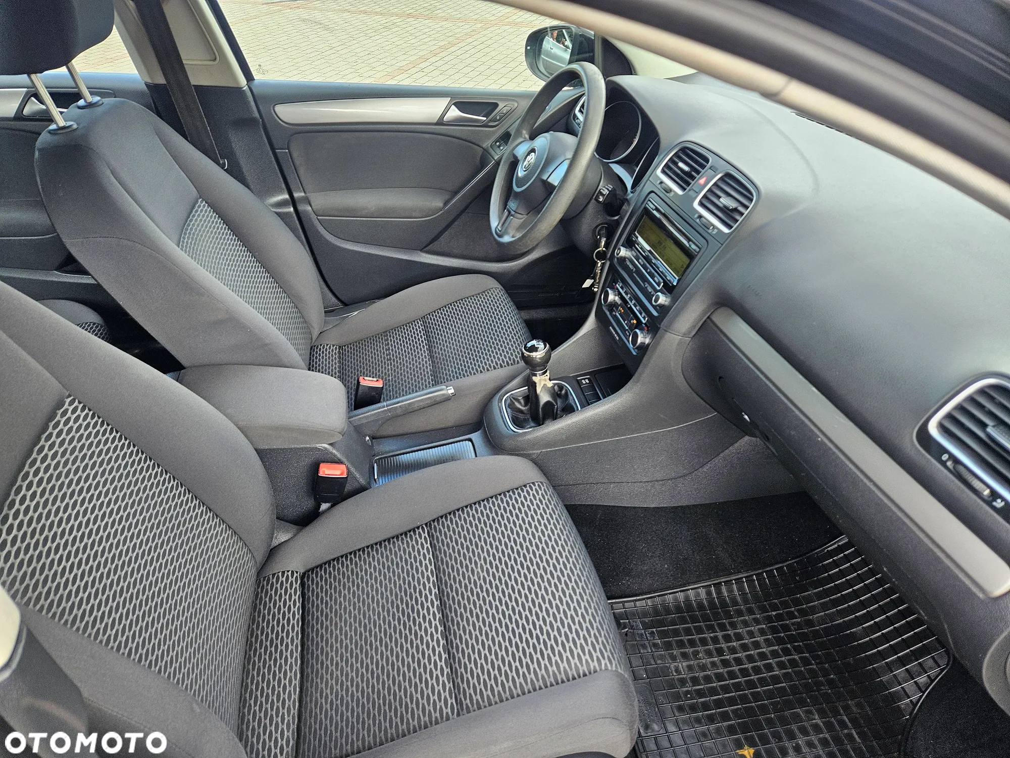 Volkswagen Golf 1.6 Comfortline - 13