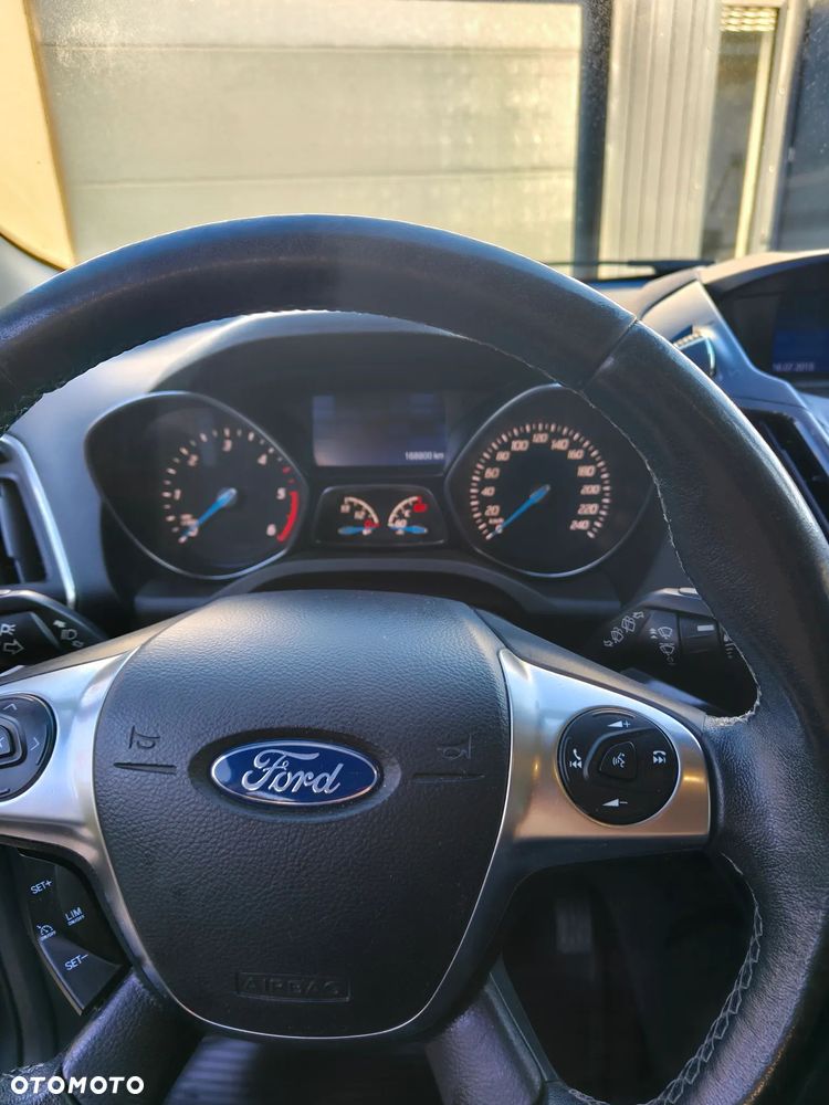 Ford Kuga 2.0 TDCi 4WD Titanium - 21