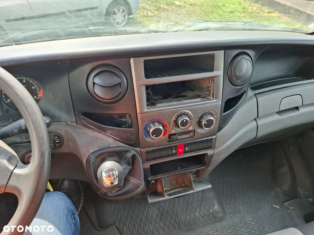 Iveco 35C11 wywrotka doka - 8