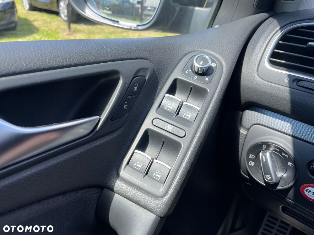 Volkswagen Golf 1.2 TSI BMT Trendline Perfectline - 18