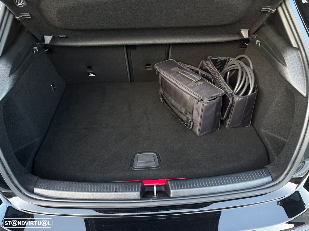 Mercedes-Benz A 250 e Progressive - 44