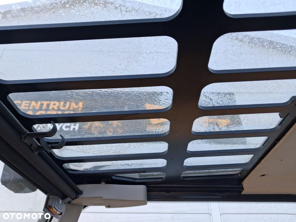 JCB 525-60 AG Plus - 22