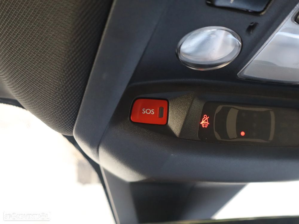 Peugeot 3008 225 e-EAT8 GT Pack - 17