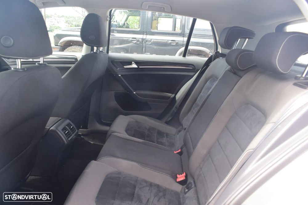 VW Golf 1.6 TDi Trendline BlueMotion - 14