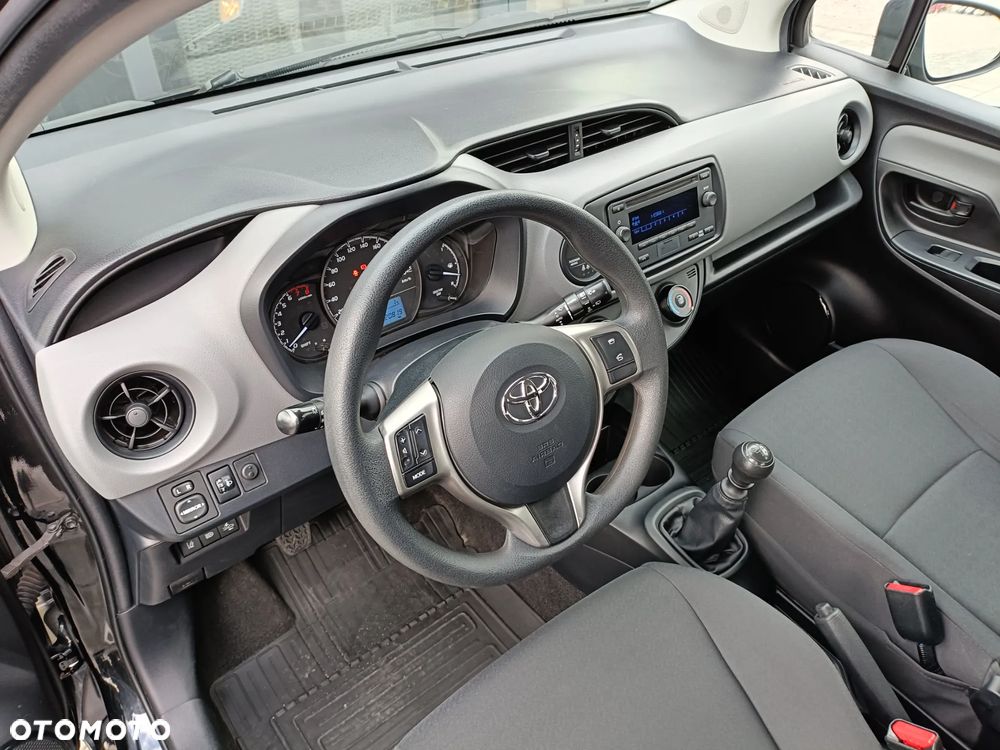 Toyota Yaris 1.5 Life - 10