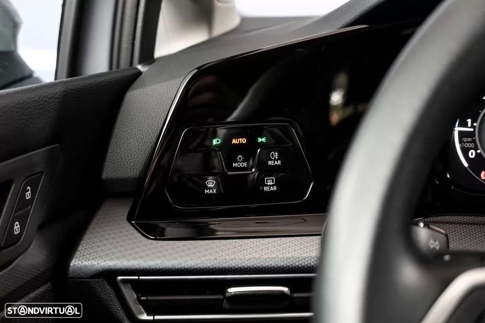 Volkswagen Golf 2.0 TDI Style DSG — fotografia 24