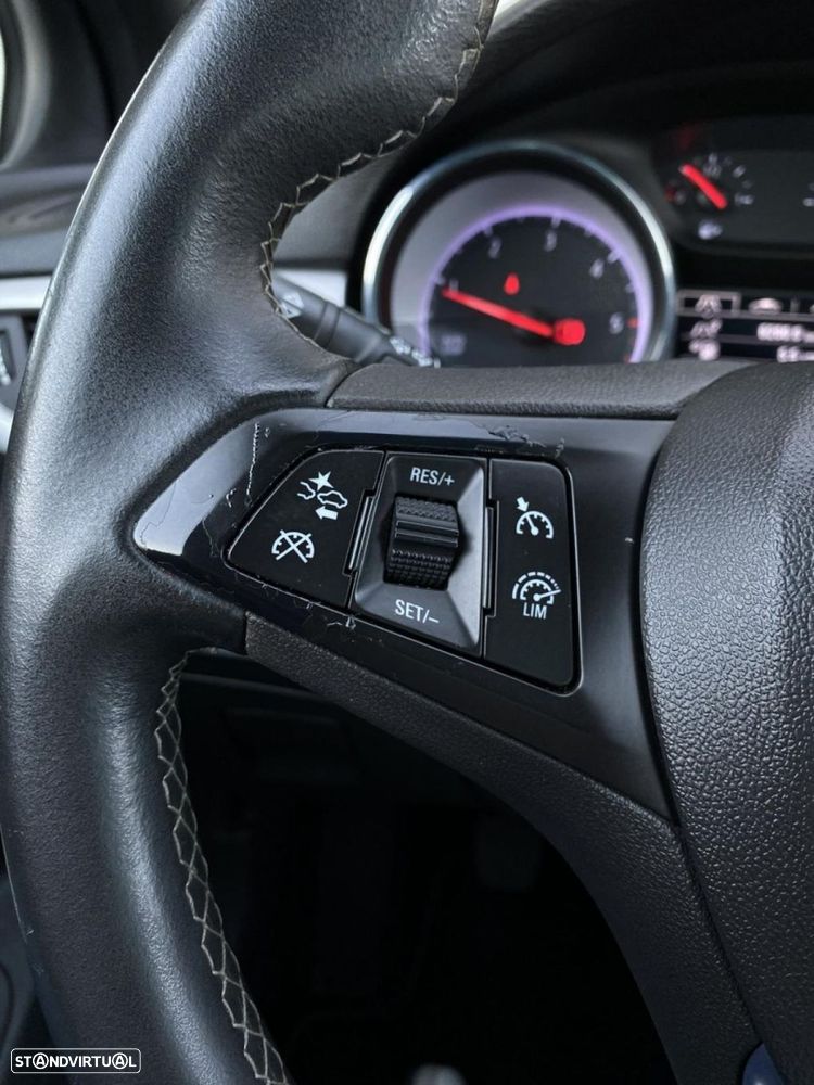 Opel Astra 1.5 D GS Line S/S - 21