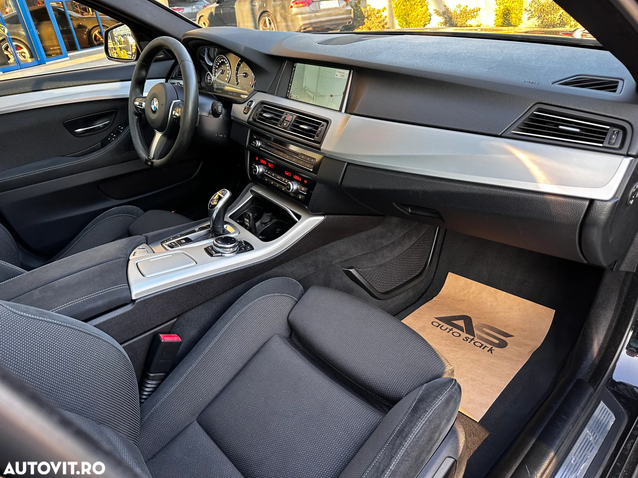 BMW Seria 5 535d xDrive Touring Sport-Aut. - 6