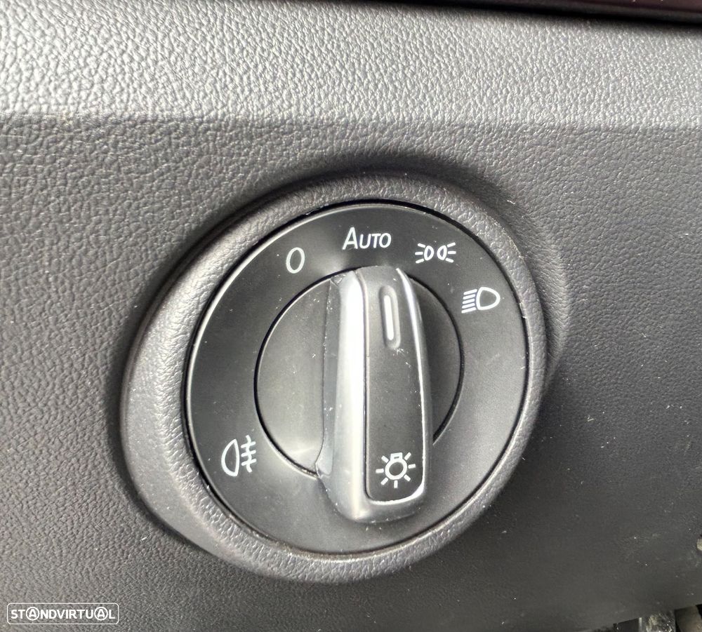 SEAT Mii 1.0 Ecomotive by Cosmopolitan - 13