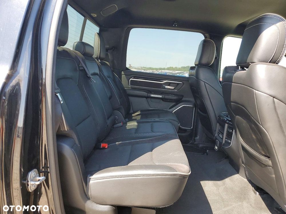 Dodge RAM 5.7 4x4 - 9