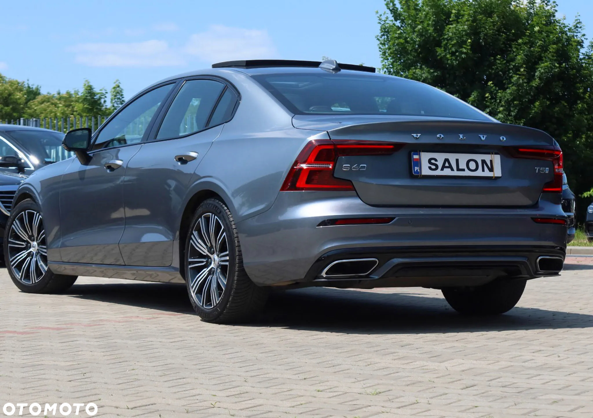 Volvo S60 T5 R-Design - 33