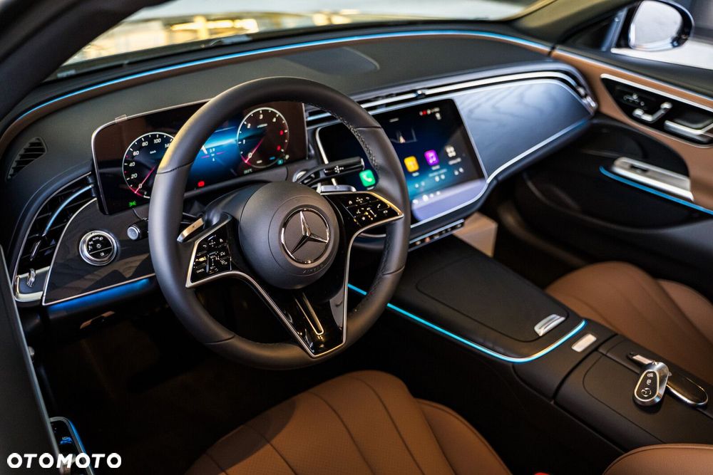 Mercedes-Benz Klasa E - 16