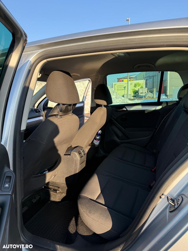 Volkswagen Golf - 13