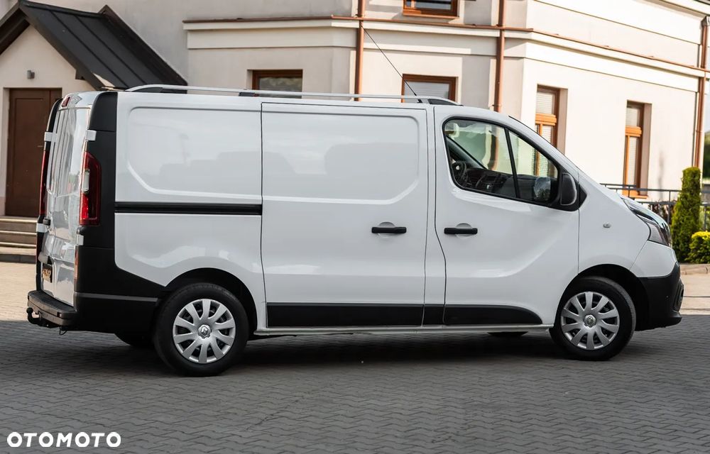 Renault TRAFIC - 10