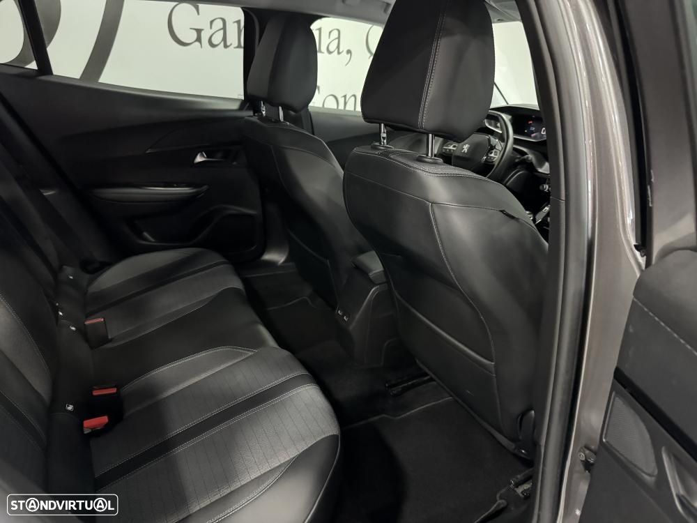 Peugeot 2008 PureTech 100 Allure - 40