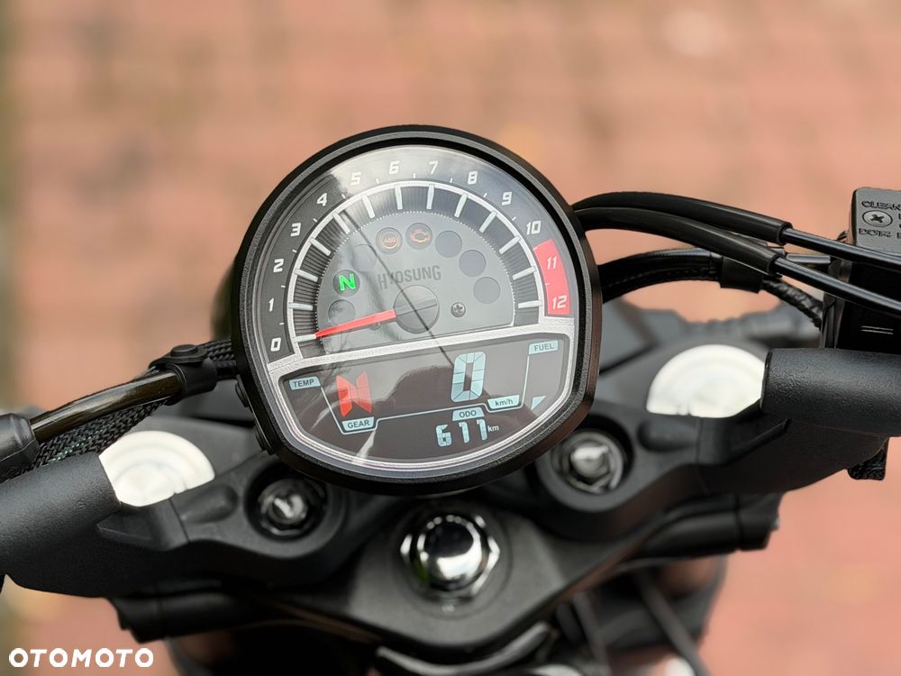 Hyosung GV - 25