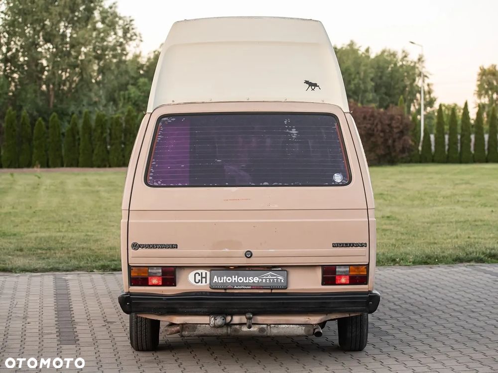 Volkswagen Multivan - 9