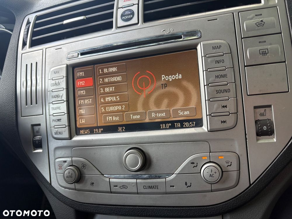 Ford Kuga 2.0 TDCi 4x4 Titanium - 11