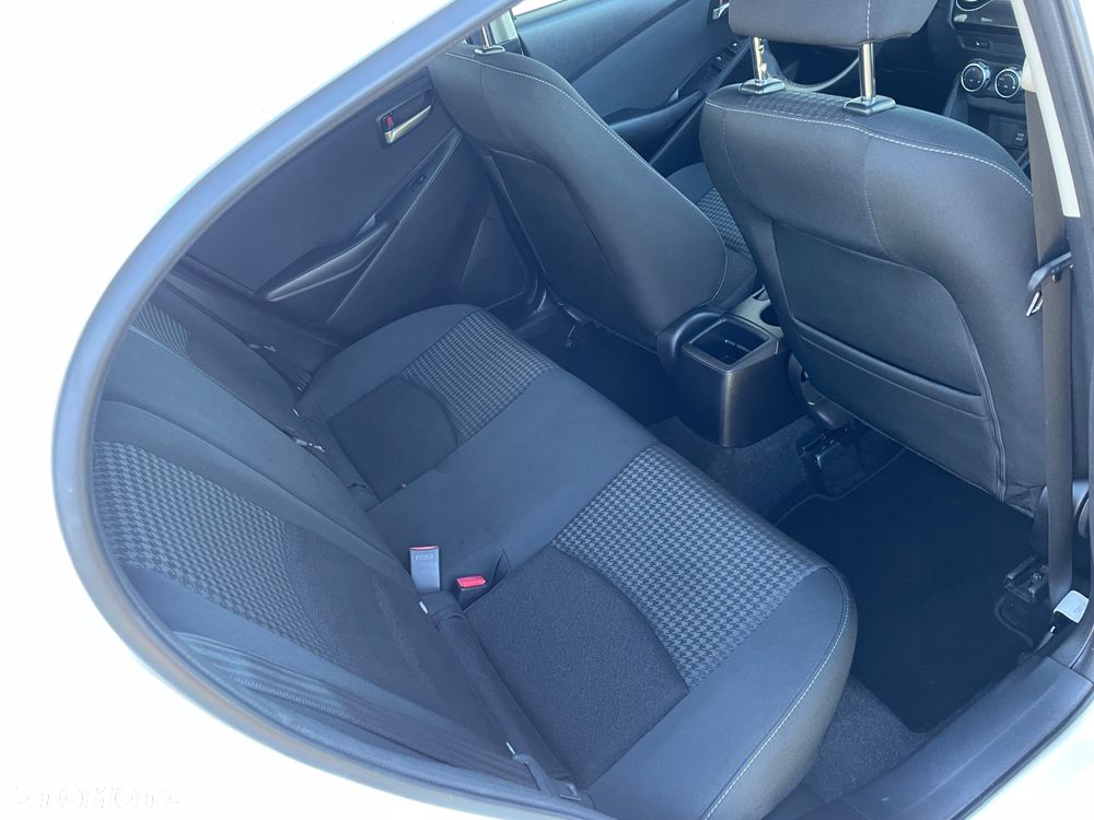 Mazda 2 - 14