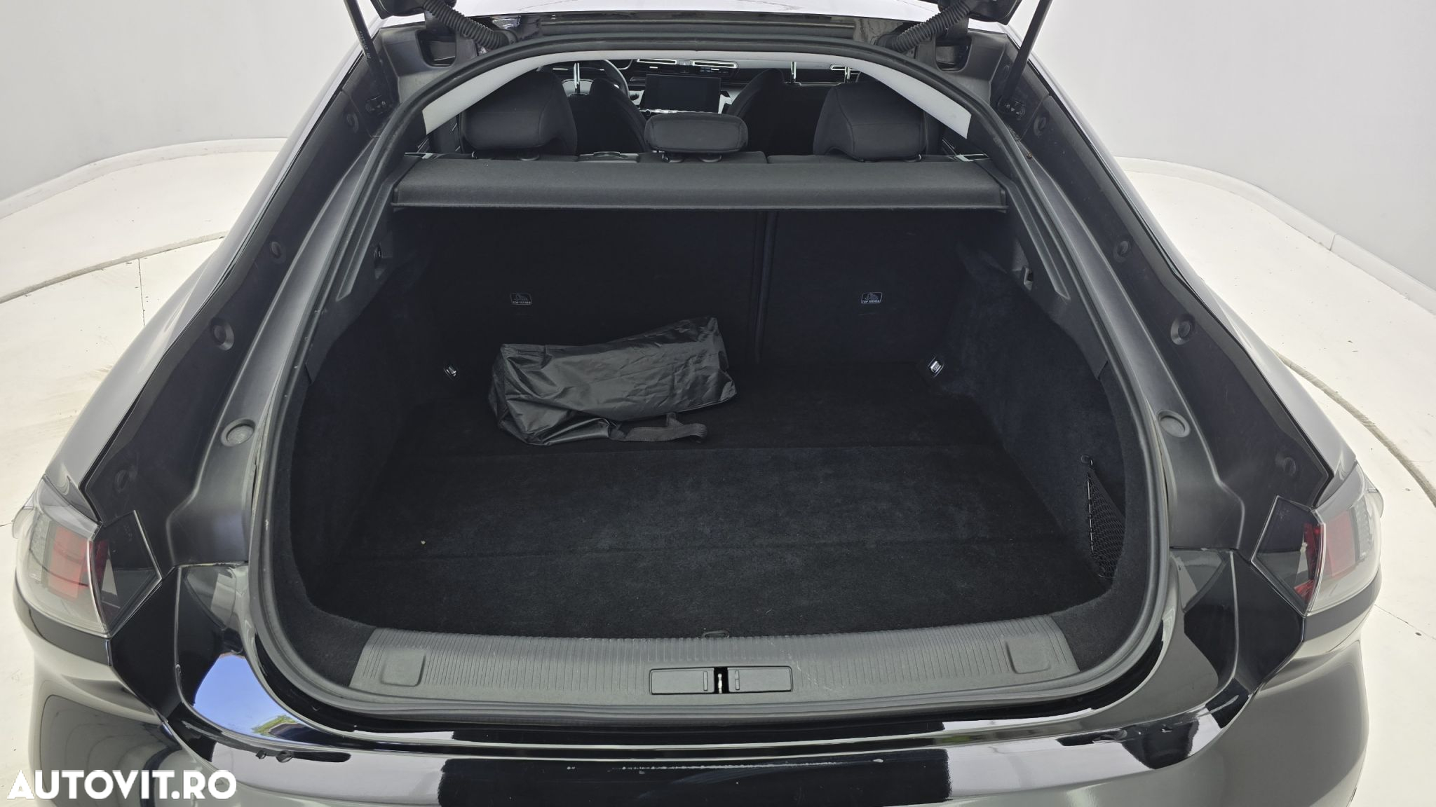 Peugeot 508 SW 1.2 PureTech S&S EAT8 Allure Pack - 25