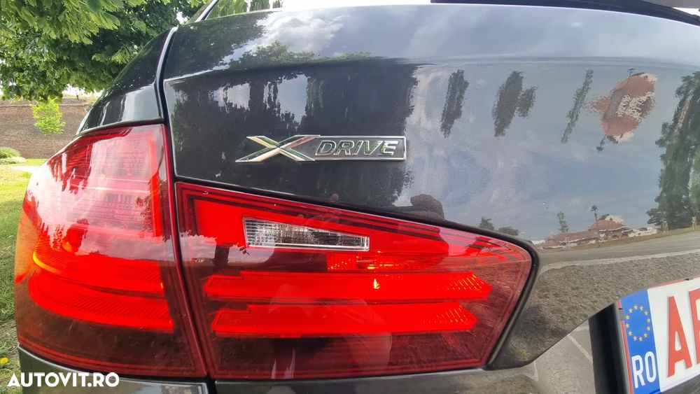 BMW Seria 5 520d xDrive AT - 18