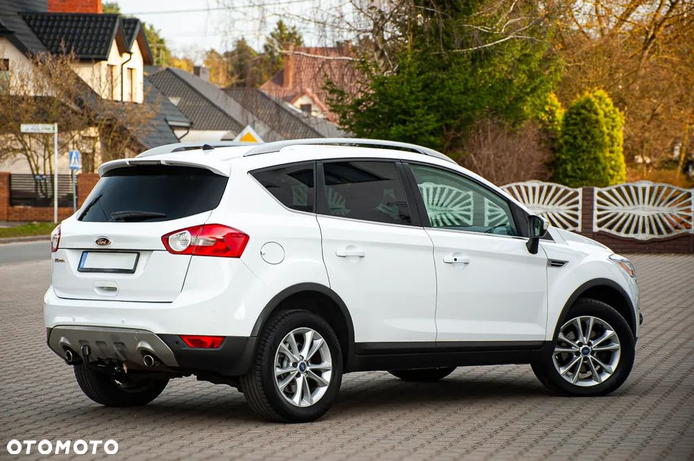 Ford Kuga - 10