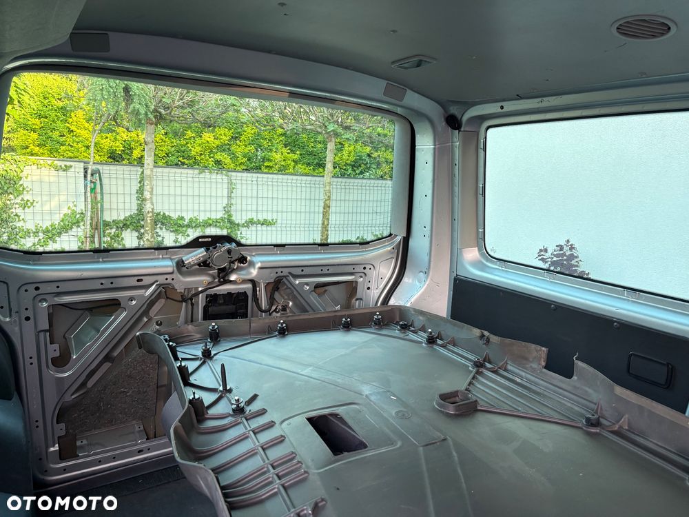Volkswagen Multivan L2 - 12