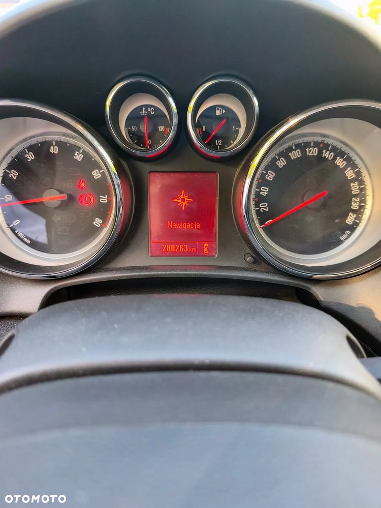Opel Astra 1.4 T Sport - 22