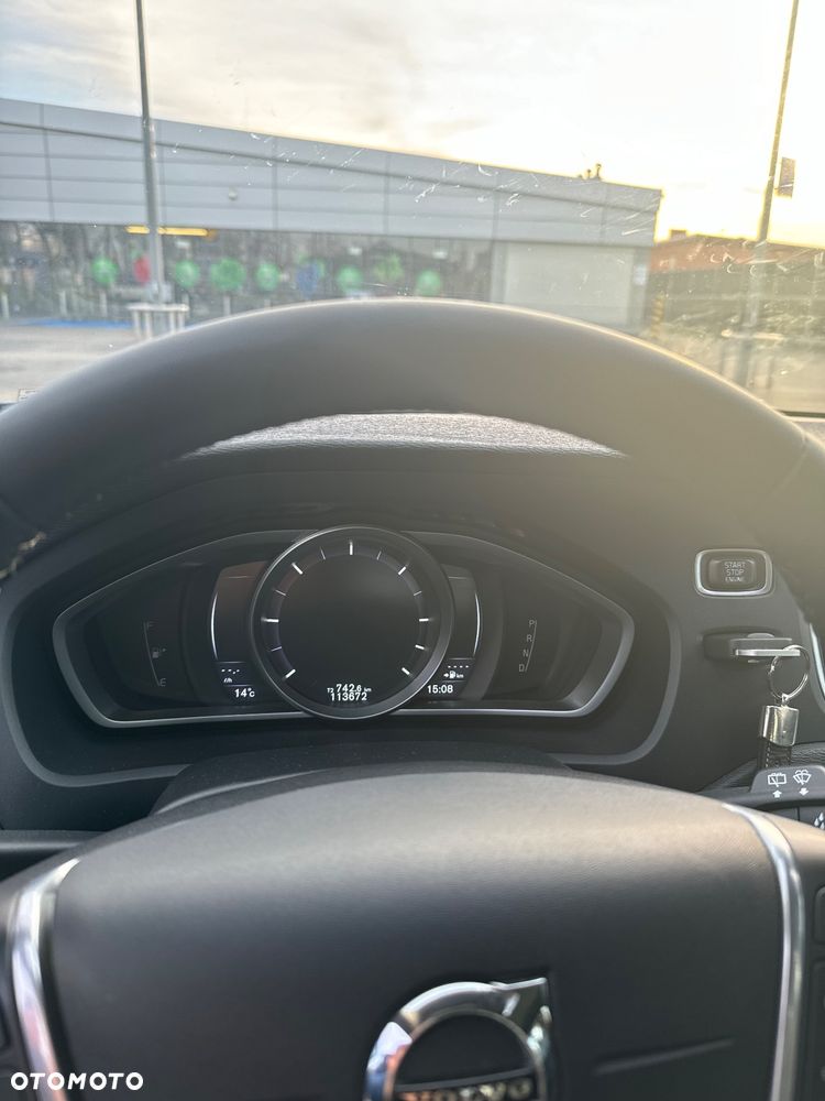 Volvo V40 Cross Country D3 Drive-E Momentum - 12