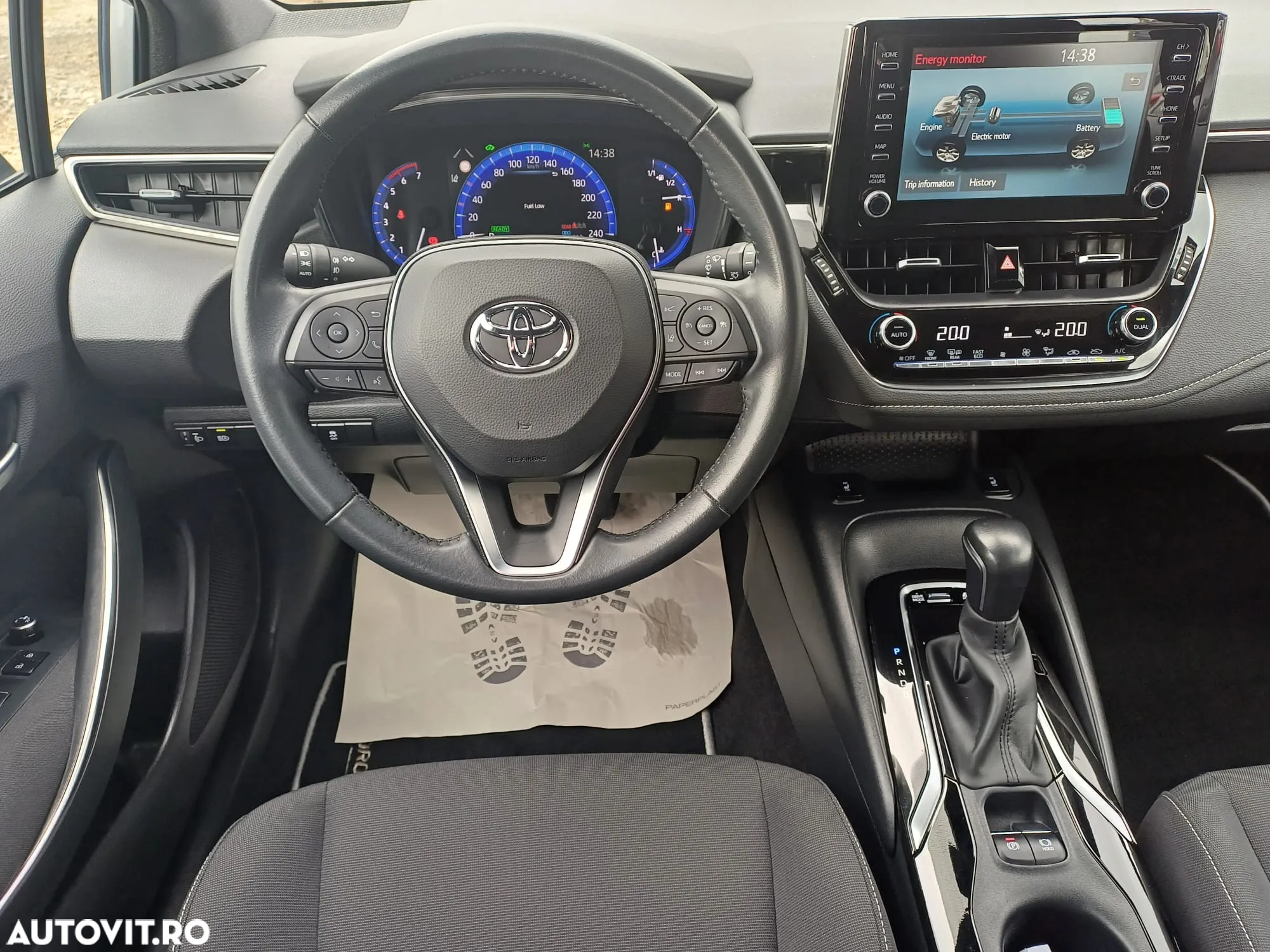 Toyota Corolla 1.8 HSD Dynamic - 10