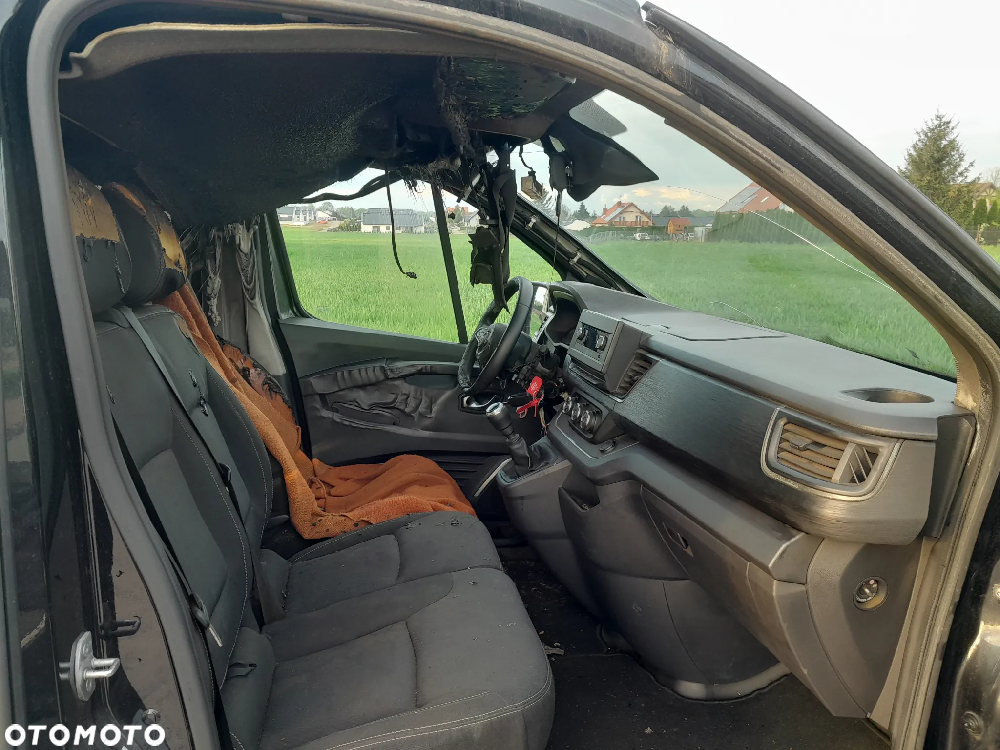Nissan NV300 - 9