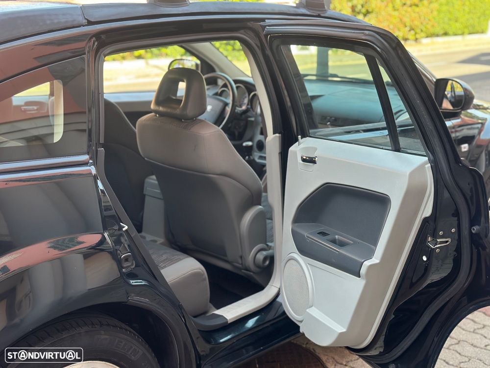 Dodge Caliber 2.0 CRD SXT - 8