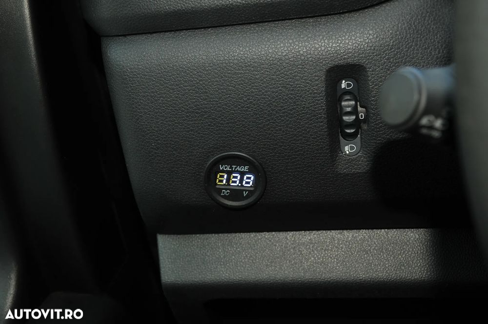 Renault Master cu lift - 20
