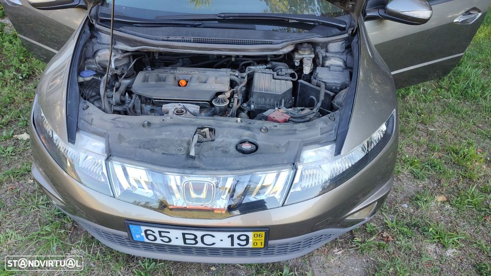 Honda Civic 1.8 Sport - 15
