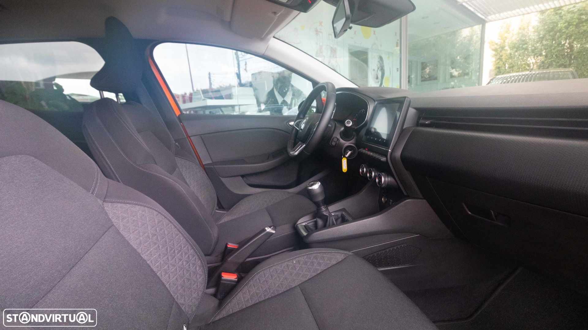 Renault Clio 1.0 TCe Intens - 10