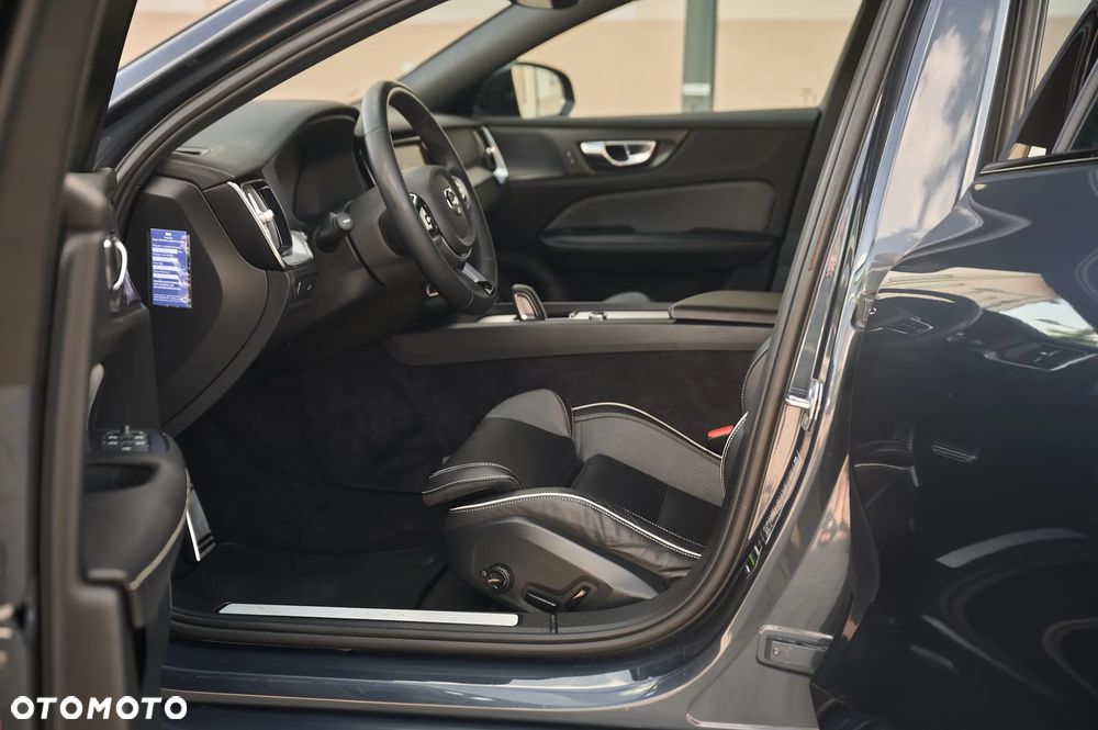 Volvo S60 T4 Geartronic RDesign - 26