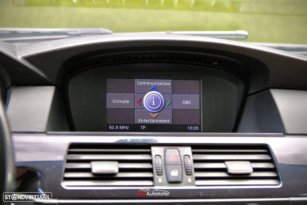 BMW 520 d Executive - 21