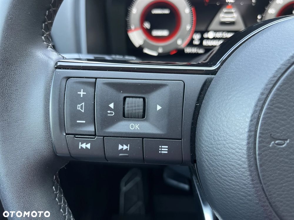 Nissan Qashqai 1.3 DIG-T MHEV N-Connecta - 28