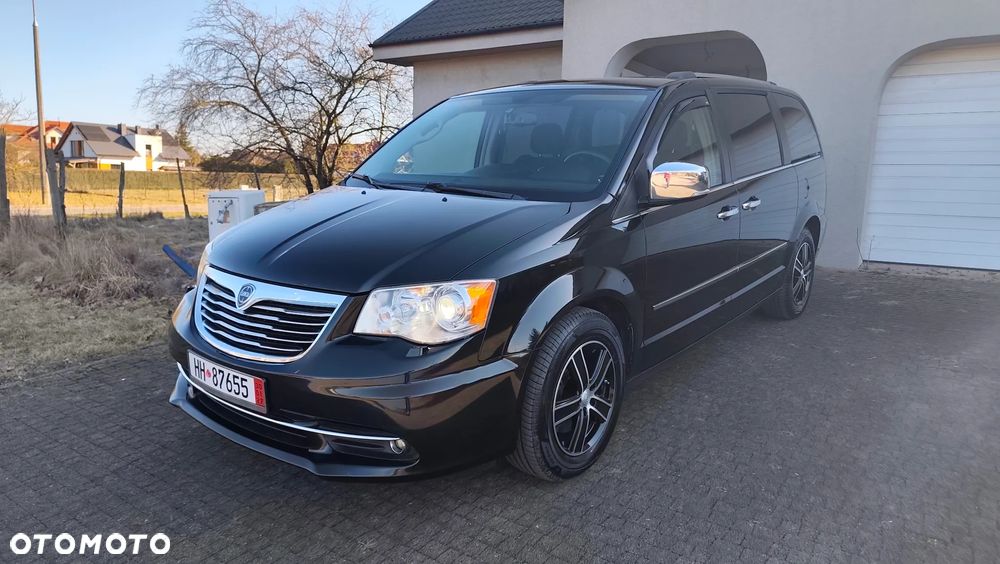 Lancia Voyager 2.8 Multijet 16v Platinum - 38