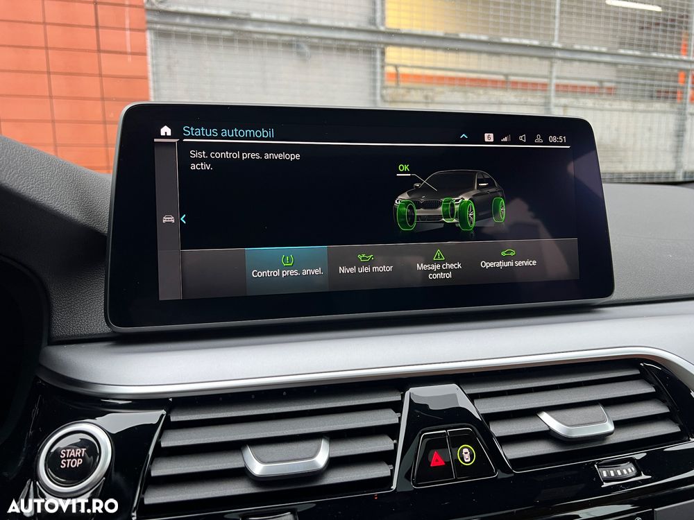 BMW Seria 5 530e Aut. Luxury Line - 34