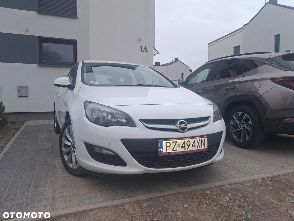 Opel Astra 1.4 T Enjoy - 8