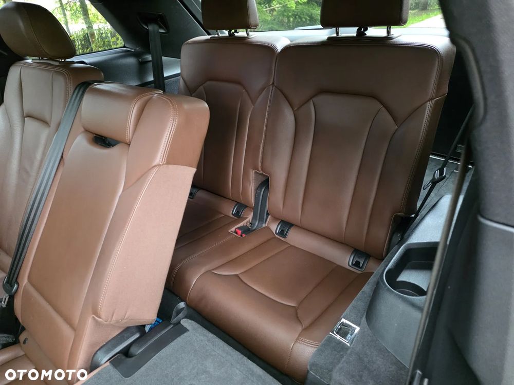 Audi Q7 3.0 TFSI Quattro Tiptronic - 28