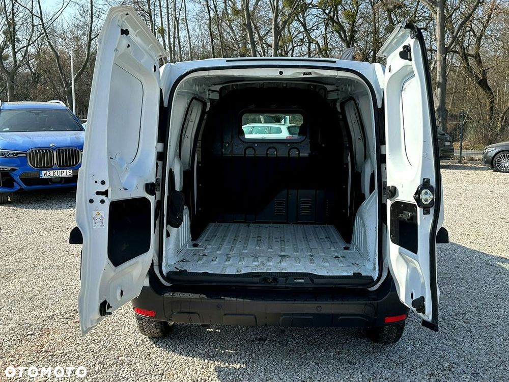 Renault Express - 9