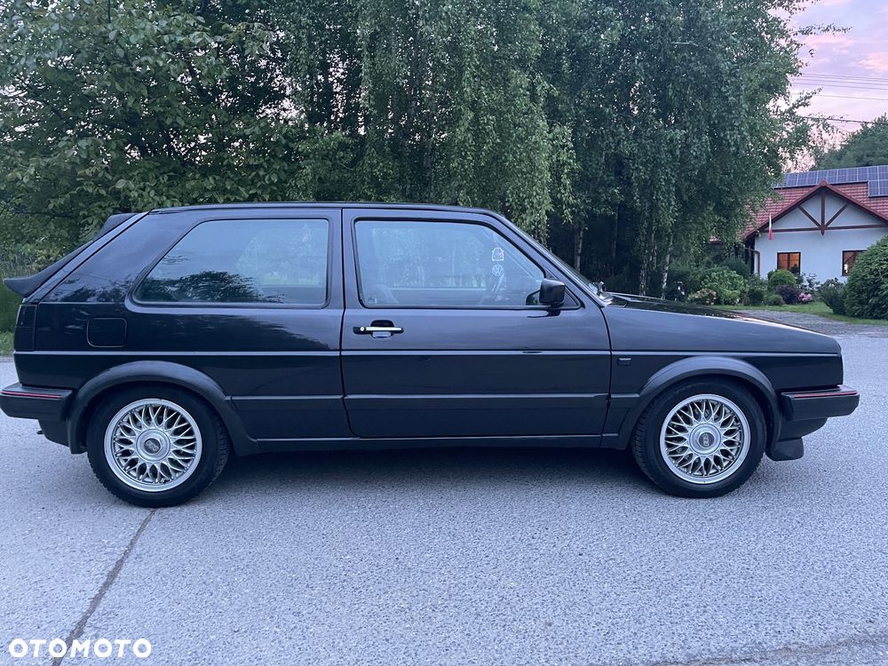 Volkswagen Golf 1.8 GT - 4